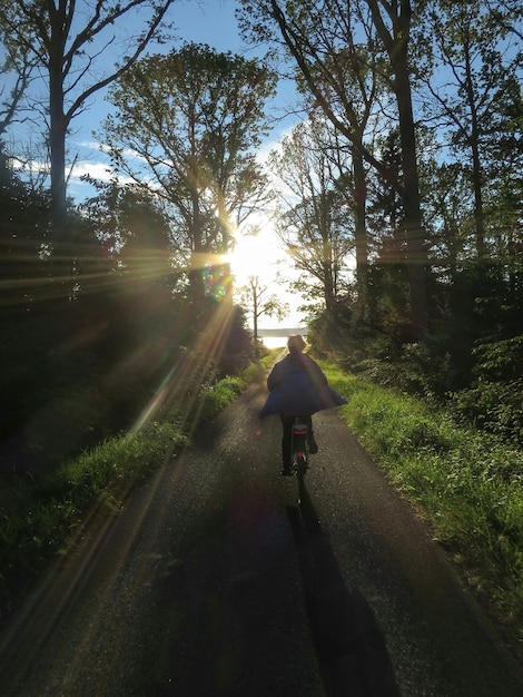 Green Commute: 5 Eco Hacks Saving Americans $500 Yearly